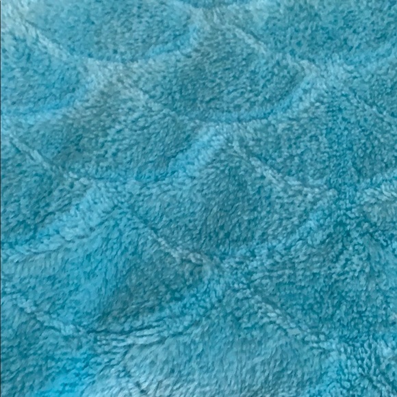 Mermaid tail blanket - Picture 2 of 7